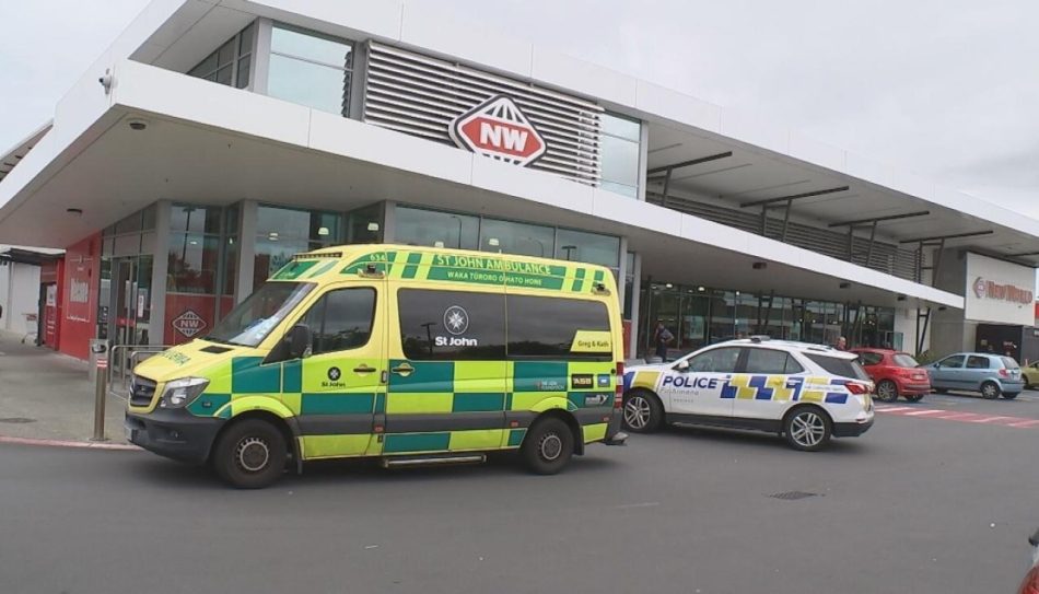 new world supermarket security guard stabbed